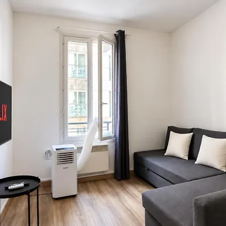 Eiffel Tower Chic 1 Bedroom With Netflix * Paris